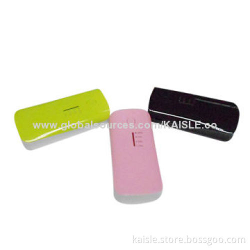 Portable Power Bank with 4,000 to 5,200mAh Capacity, Made of Plastic